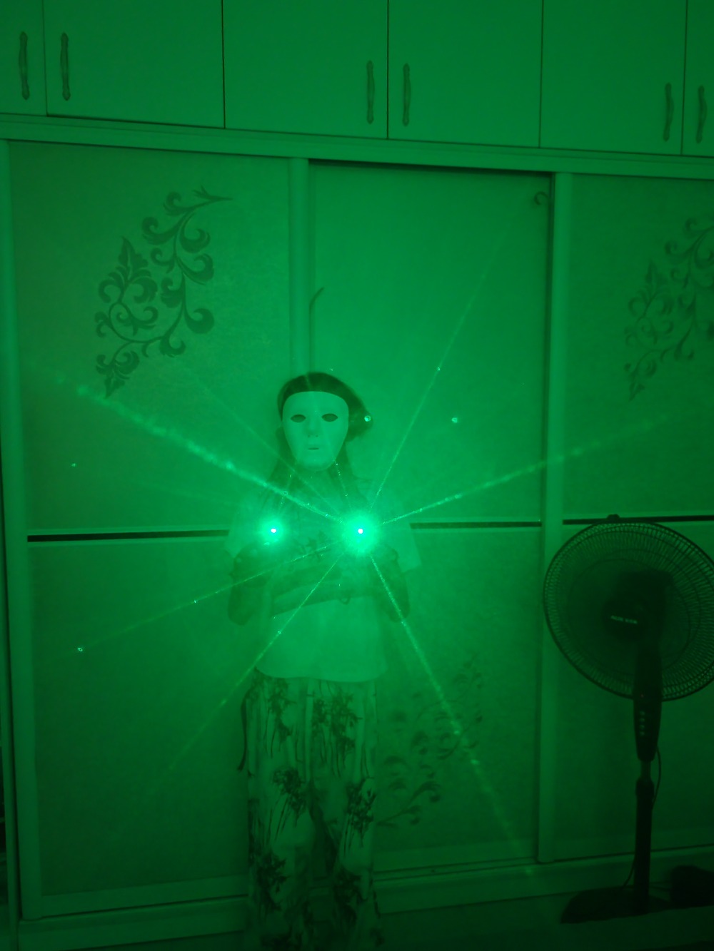 Green Laser Gloves Laser Flash - огляд і ціна Led Gloves Music